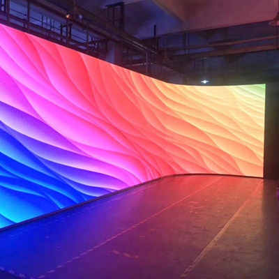 A elevação alugado exterior da tela de exposição do diodo emissor de luz de P3.91mm refresca 3840Hz